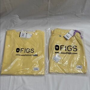 Figs Men’s Butter Yellow Scrub Set